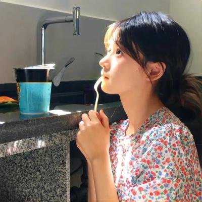 朦胧灰暗